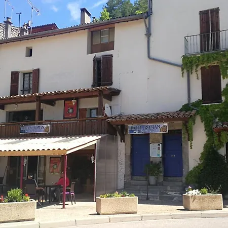 Auberge Roman Hotel