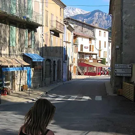 Hotel Auberge Roman 3*
