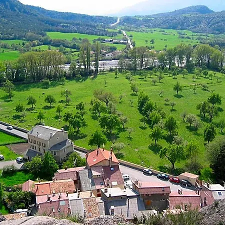 Auberge Roman 3* La Javie